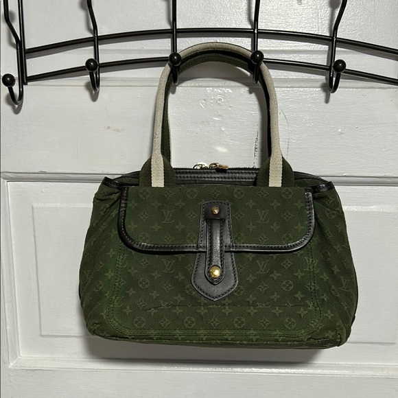 Louis Vuitton Green Satchel with Quilted Design/with Wallet - Picture 1 of 16